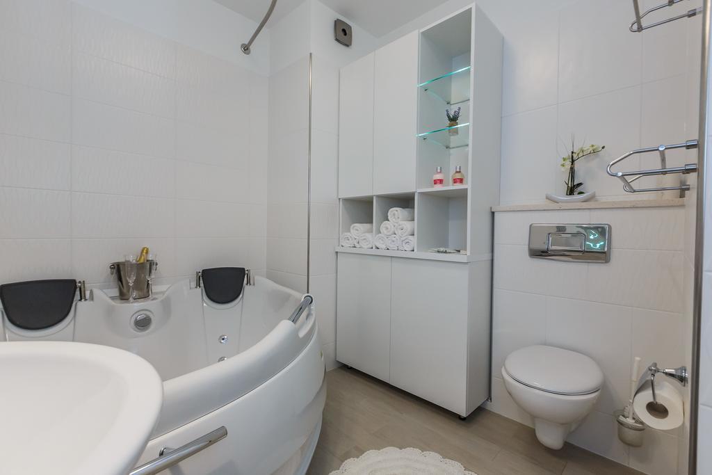 Villa Apartments Katja Trogir Extérieur photo