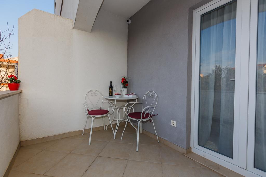 Villa Apartments Katja Trogir Extérieur photo