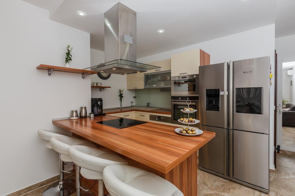 Villa Apartments Katja Trogir Extérieur photo