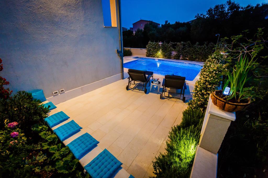 Villa Apartments Katja Trogir Extérieur photo
